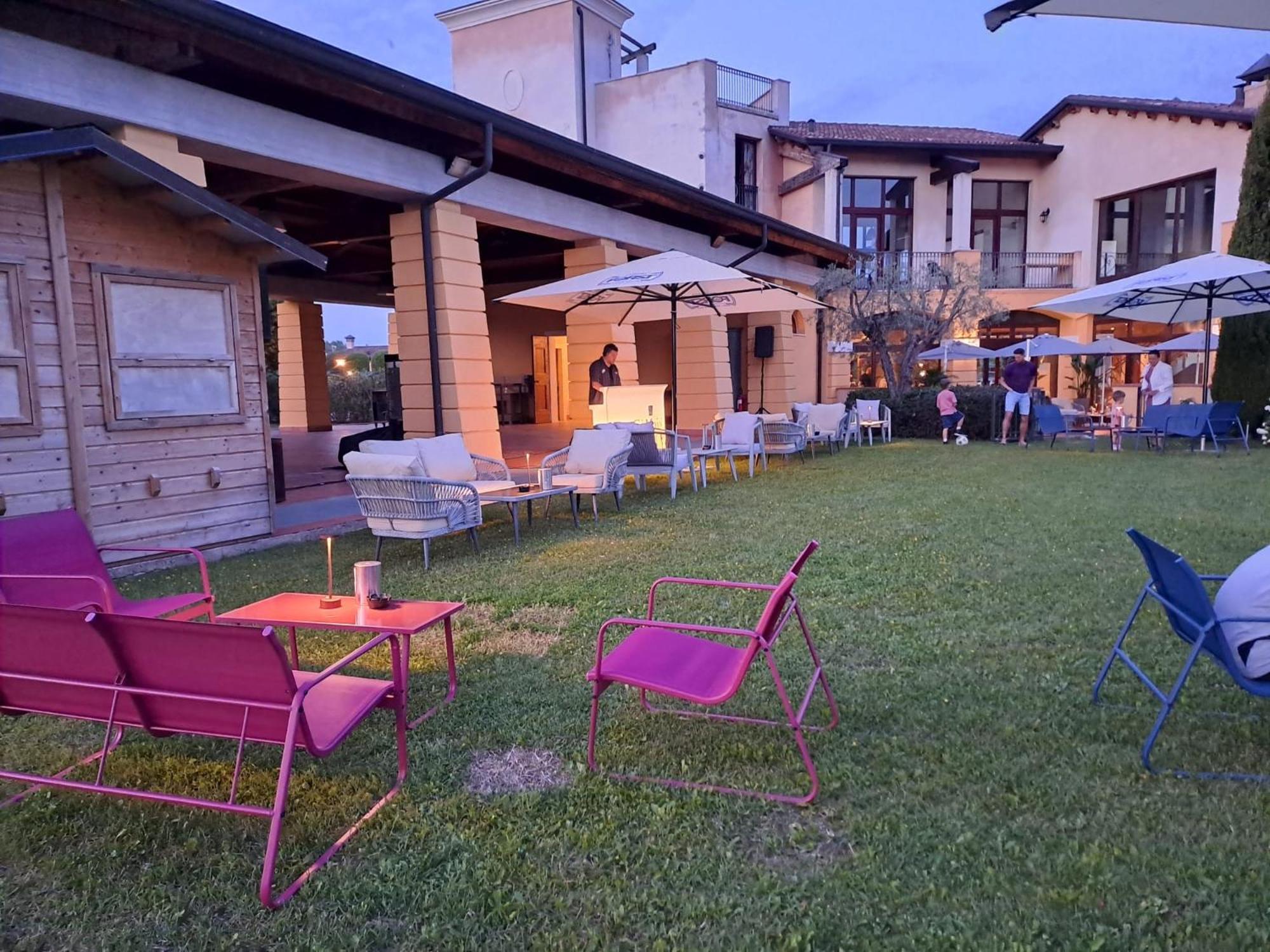 Garda Resort Village I Borghi ペスキエーラ・デル・ガルダ エクステリア 写真